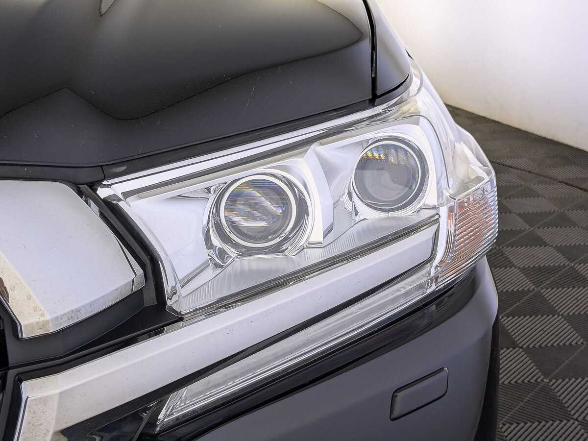 Купить Toyota Land Cruiser с пробегом. Фото: #10