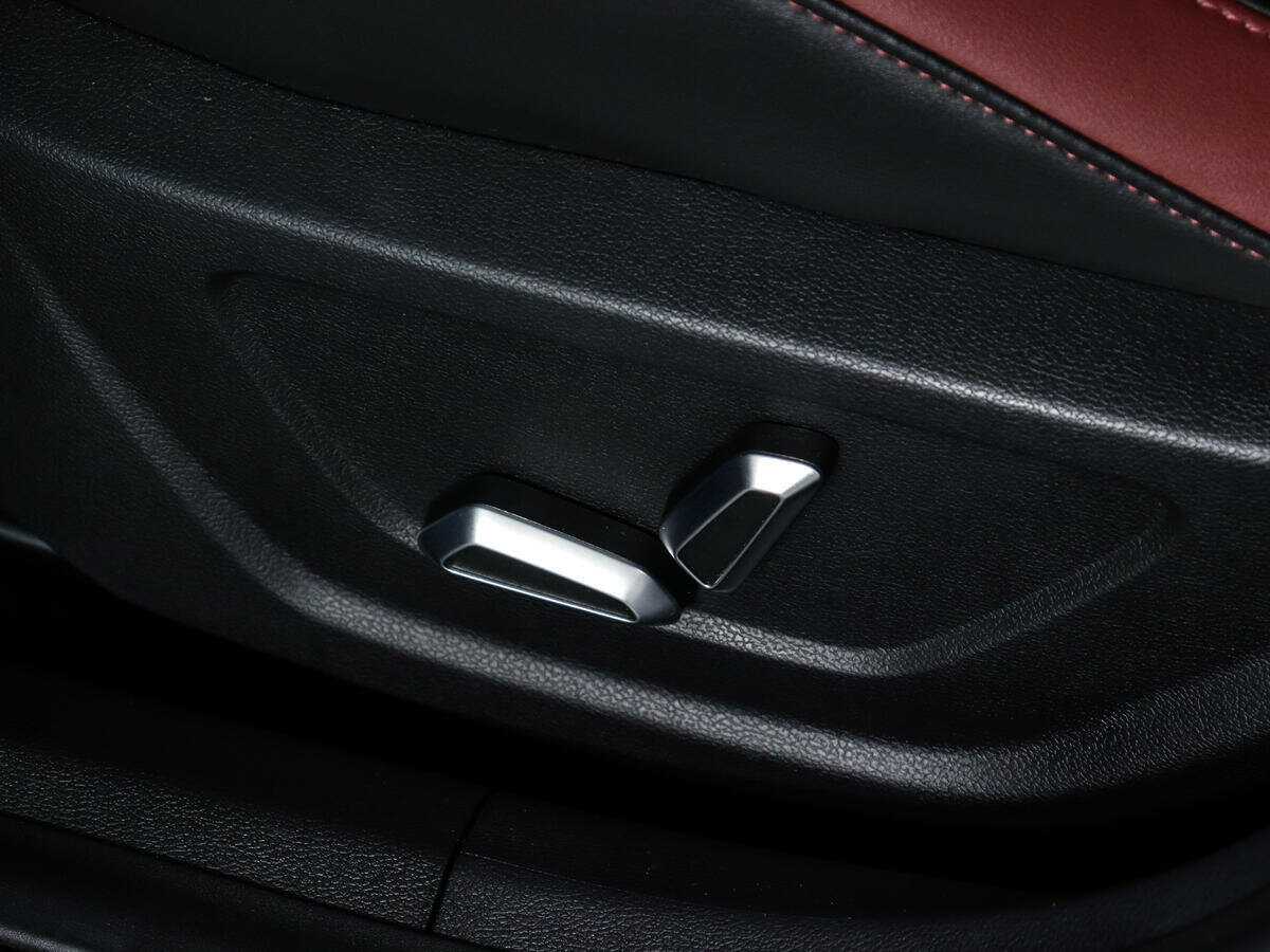 Купить Geely Coolray с пробегом. Фото: #19
