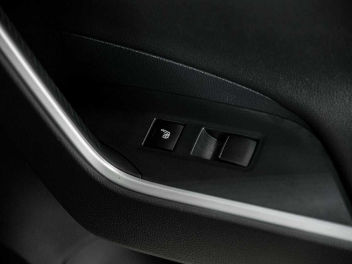 Купить Toyota RAV4 с пробегом. Фото: #18