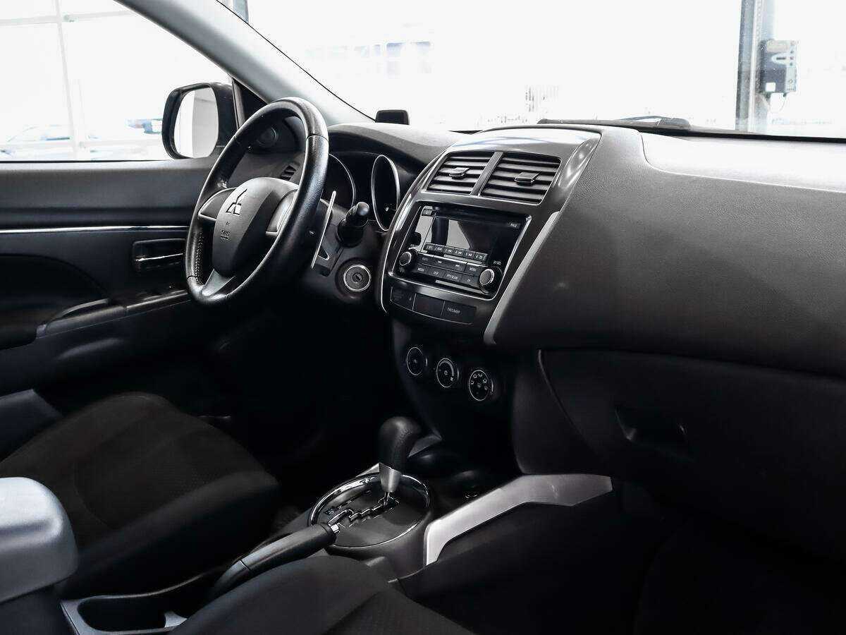 Купить Mitsubishi ASX с пробегом. Фото: #10