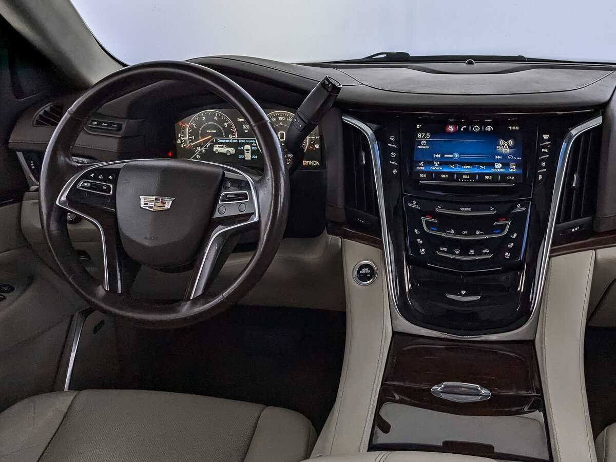 Купить Cadillac Escalade с пробегом. Фото: #20