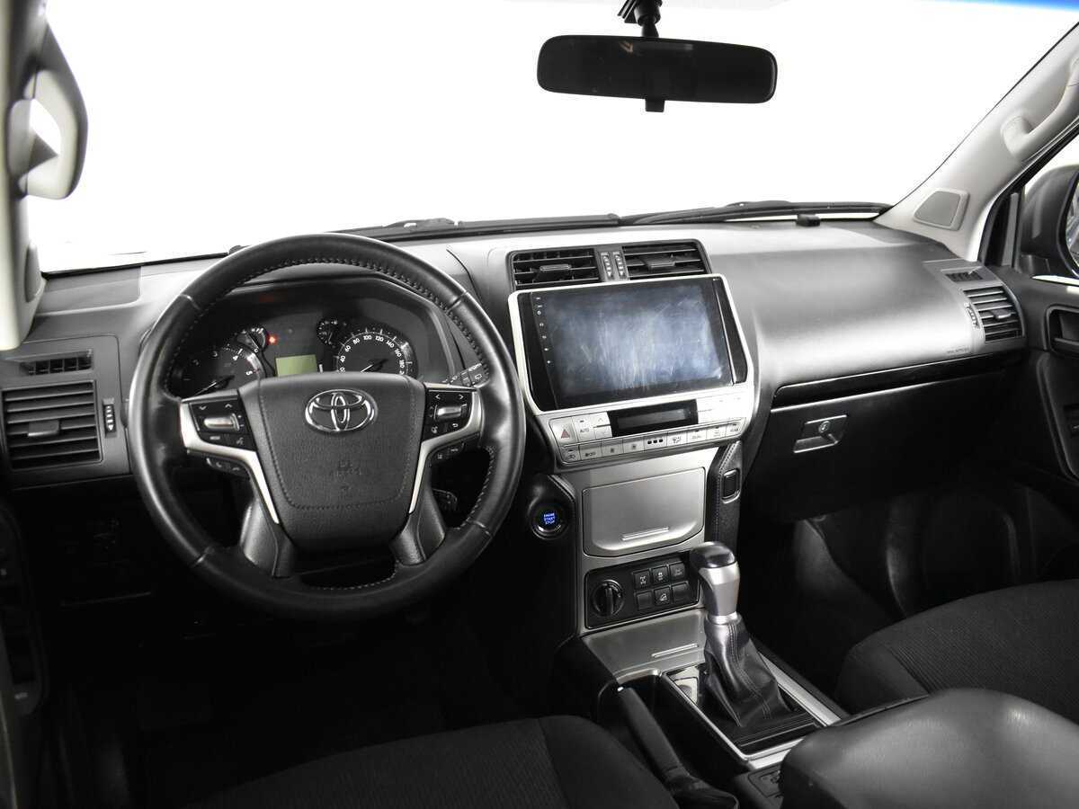 Купить Toyota Land Cruiser Prado с пробегом. Фото: #13