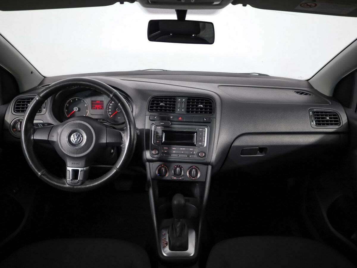 Купить Volkswagen Polo с пробегом. Фото: #7