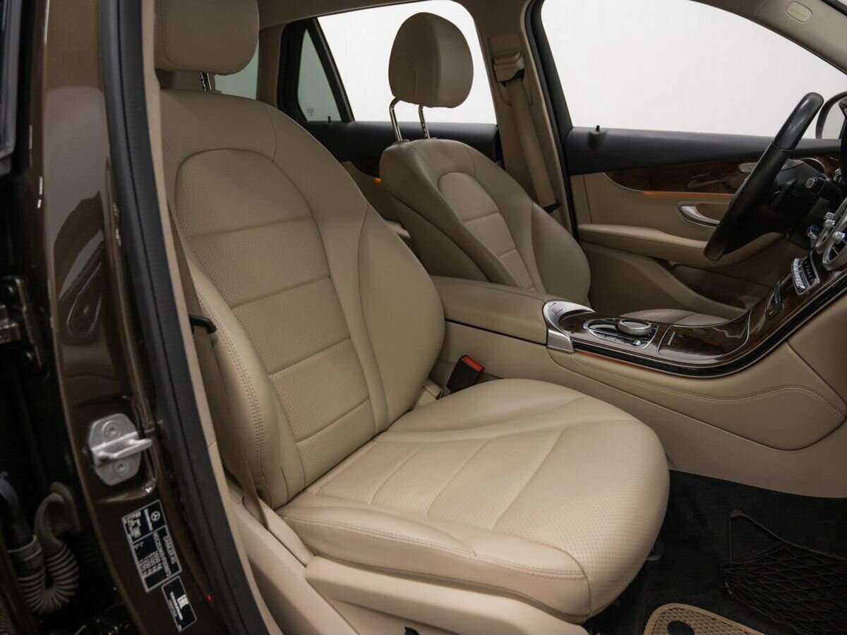 Купить Mercedes-Benz GLC с пробегом. Фото: #4