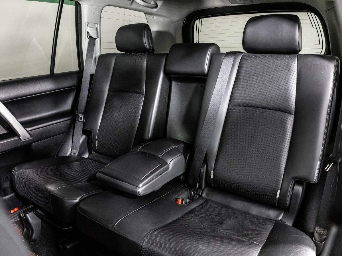 Купить Toyota Land Cruiser Prado с пробегом. Фото: #19