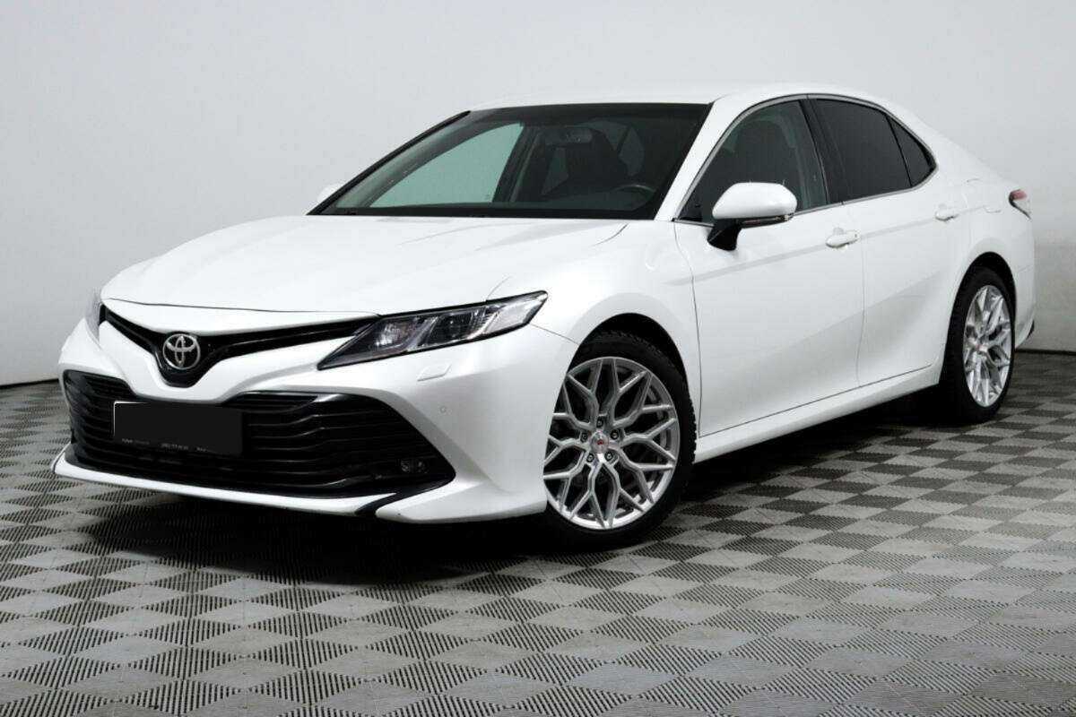 Купить Toyota Camry с пробегом. Посмотреть фото