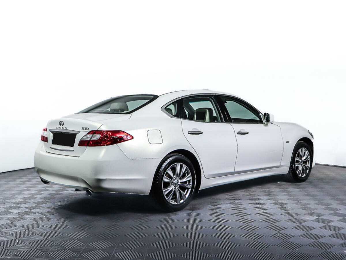 Купить Infiniti M с пробегом. Фото: #4