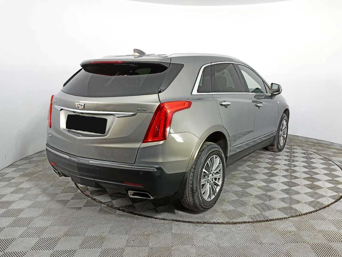 Купить Cadillac XT5 с пробегом. Фото: #4