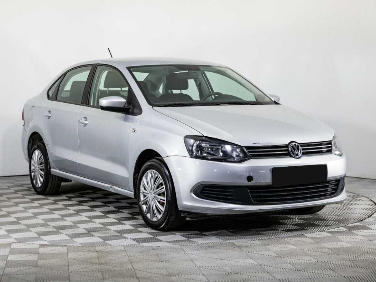 Купить Volkswagen Polo с пробегом. Фото: #2