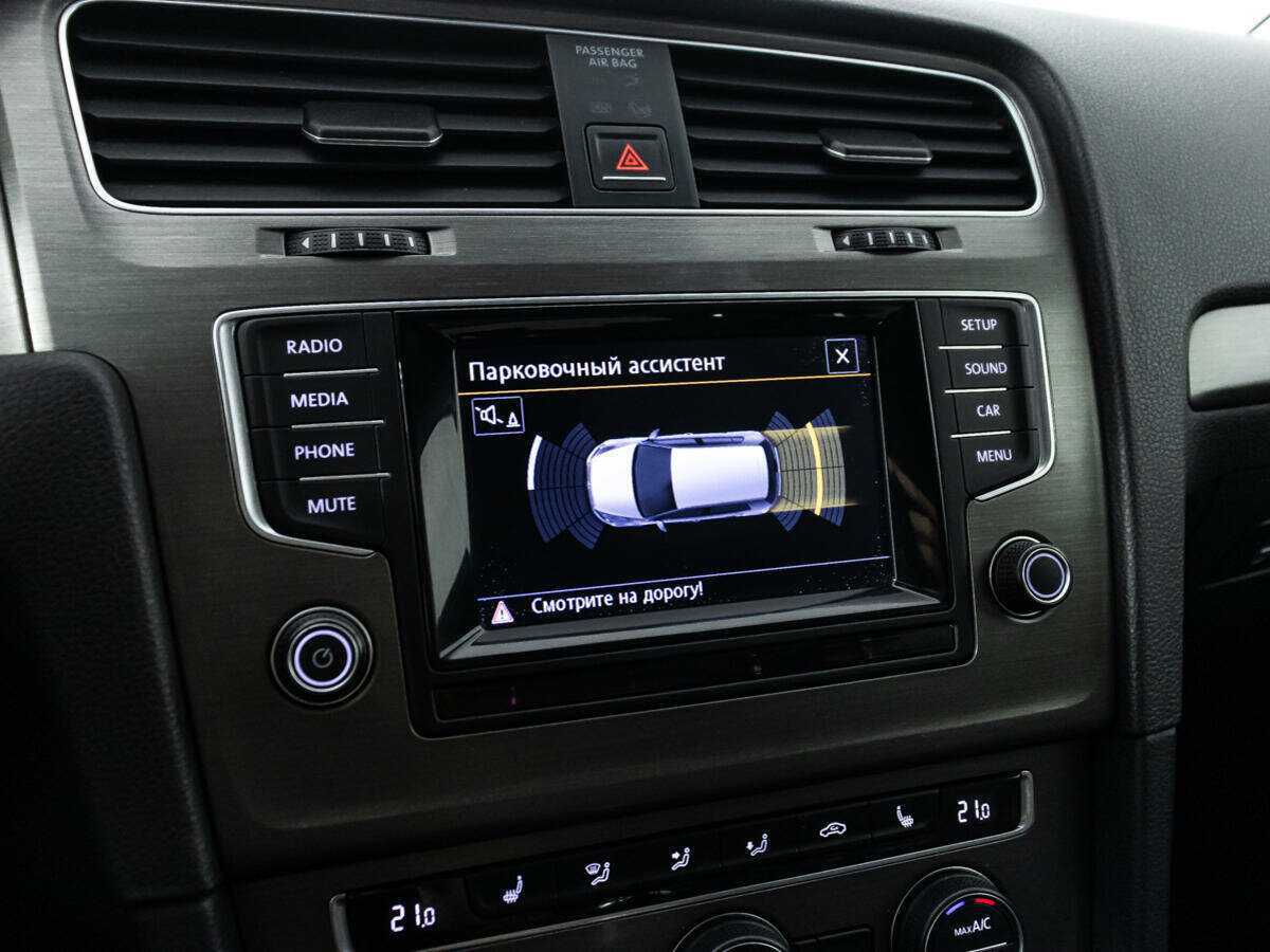 Купить Volkswagen Golf с пробегом. Фото: #15