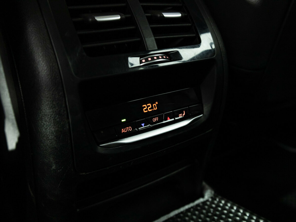 Купить BMW X3 с пробегом. Фото: #15