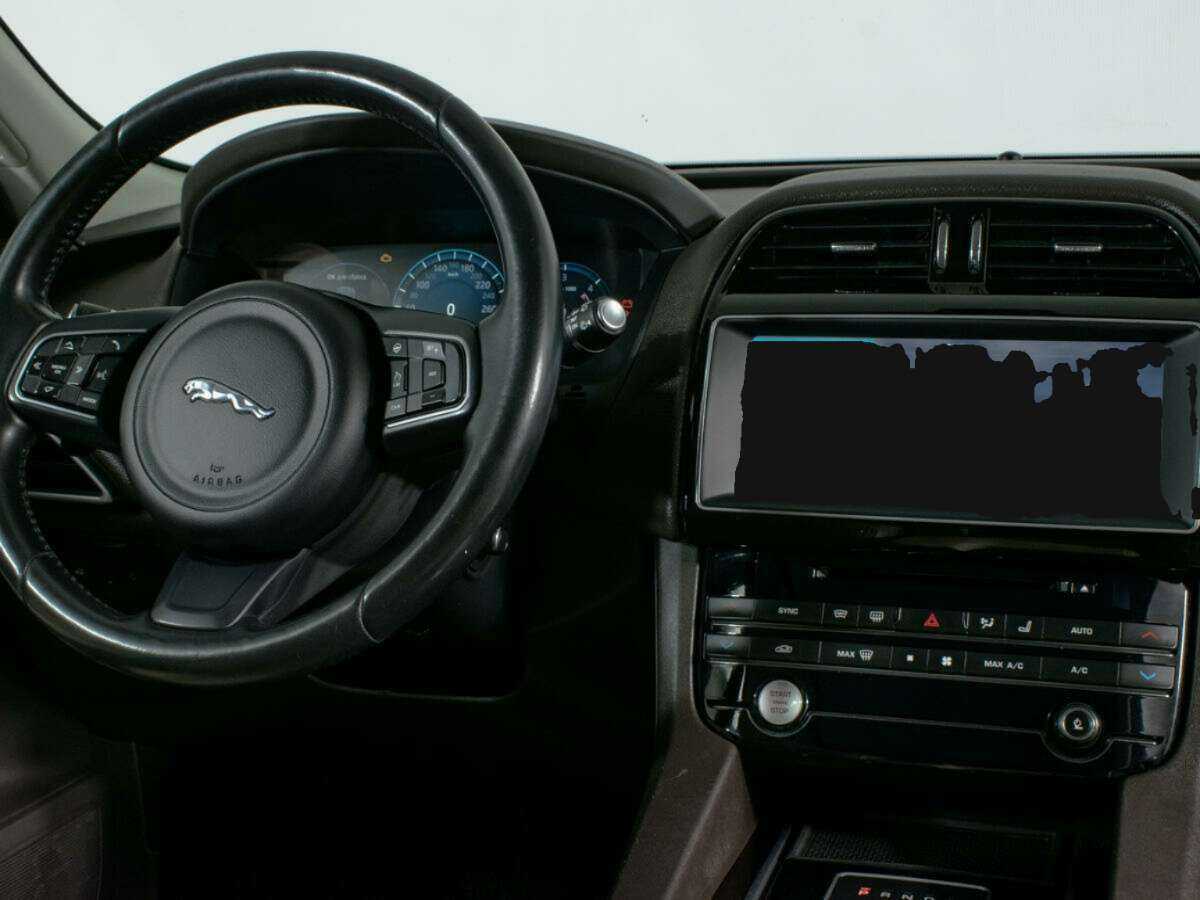 Купить Jaguar F-Pace с пробегом. Фото: #11