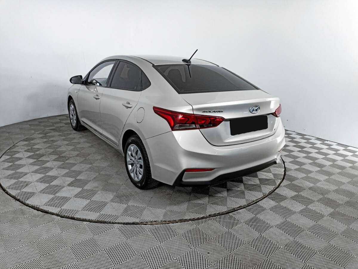 Купить Hyundai Solaris с пробегом. Фото: #6
