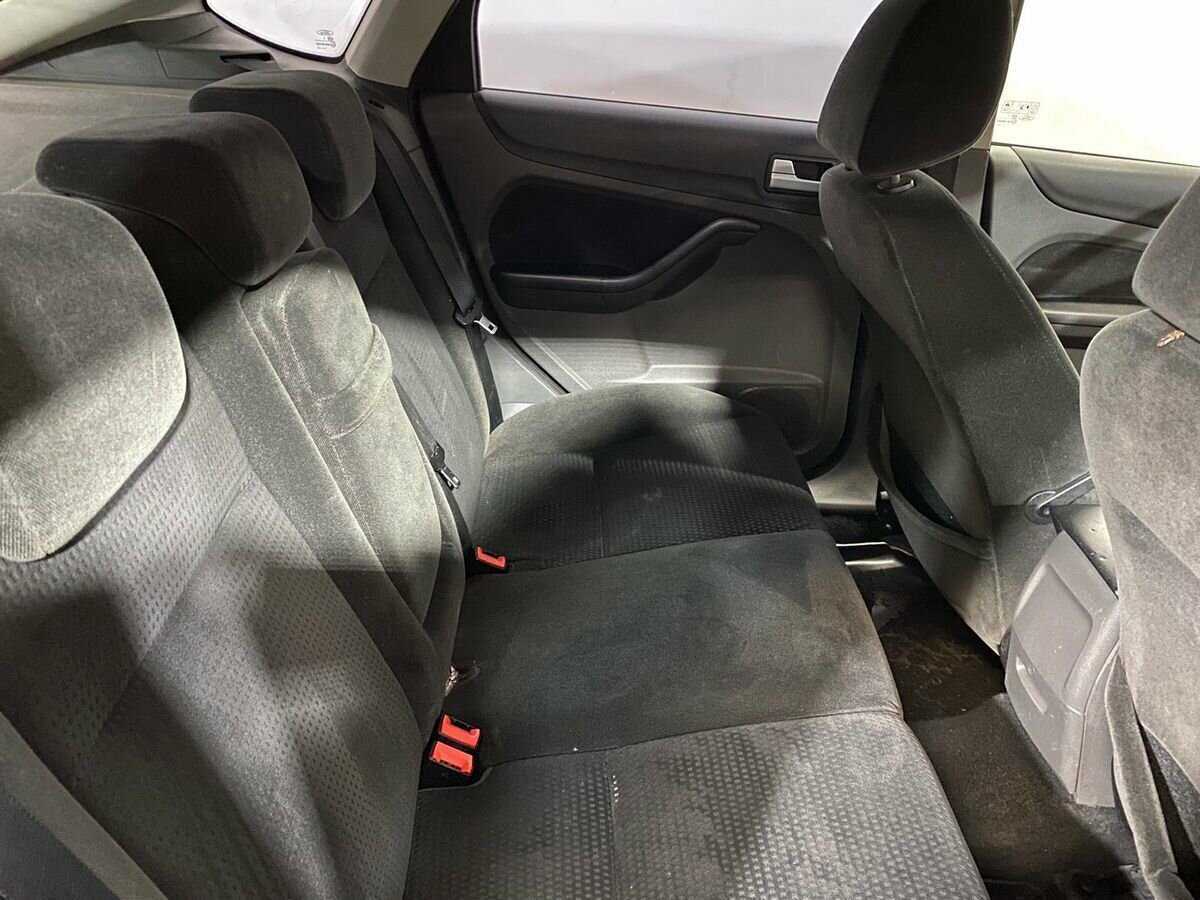 Купить Ford Focus с пробегом. Фото: #10