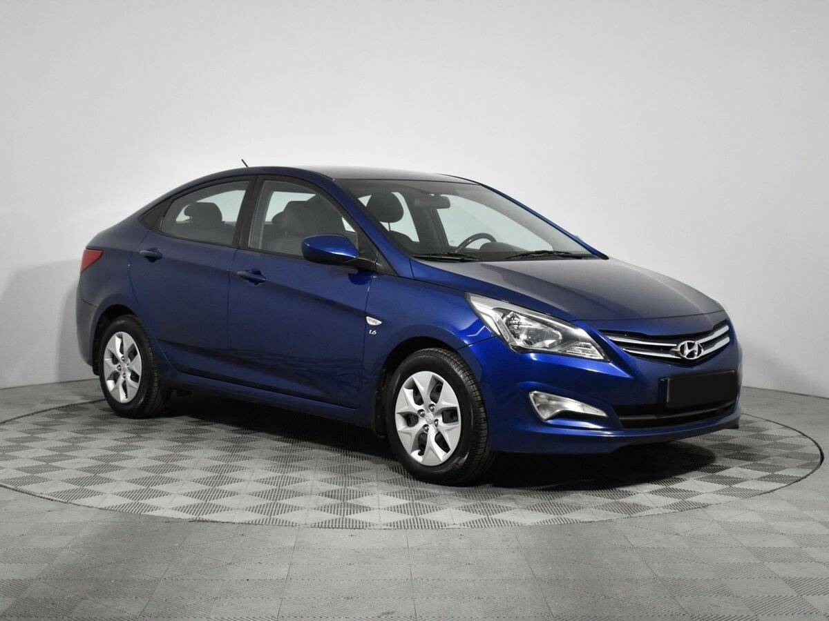 Купить Hyundai Solaris с пробегом. Фото: #2