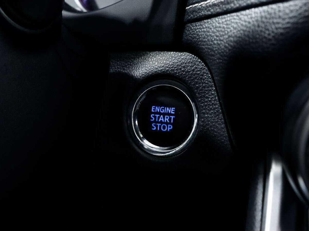 Купить Toyota RAV4 с пробегом. Фото: #13