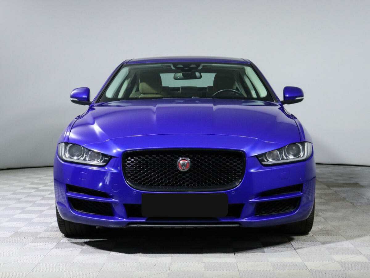 Купить Jaguar XE с пробегом. Фото: #1
