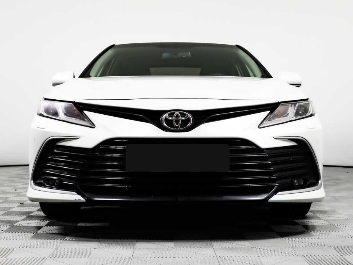 Купить Toyota Camry с пробегом. Фото: #1
