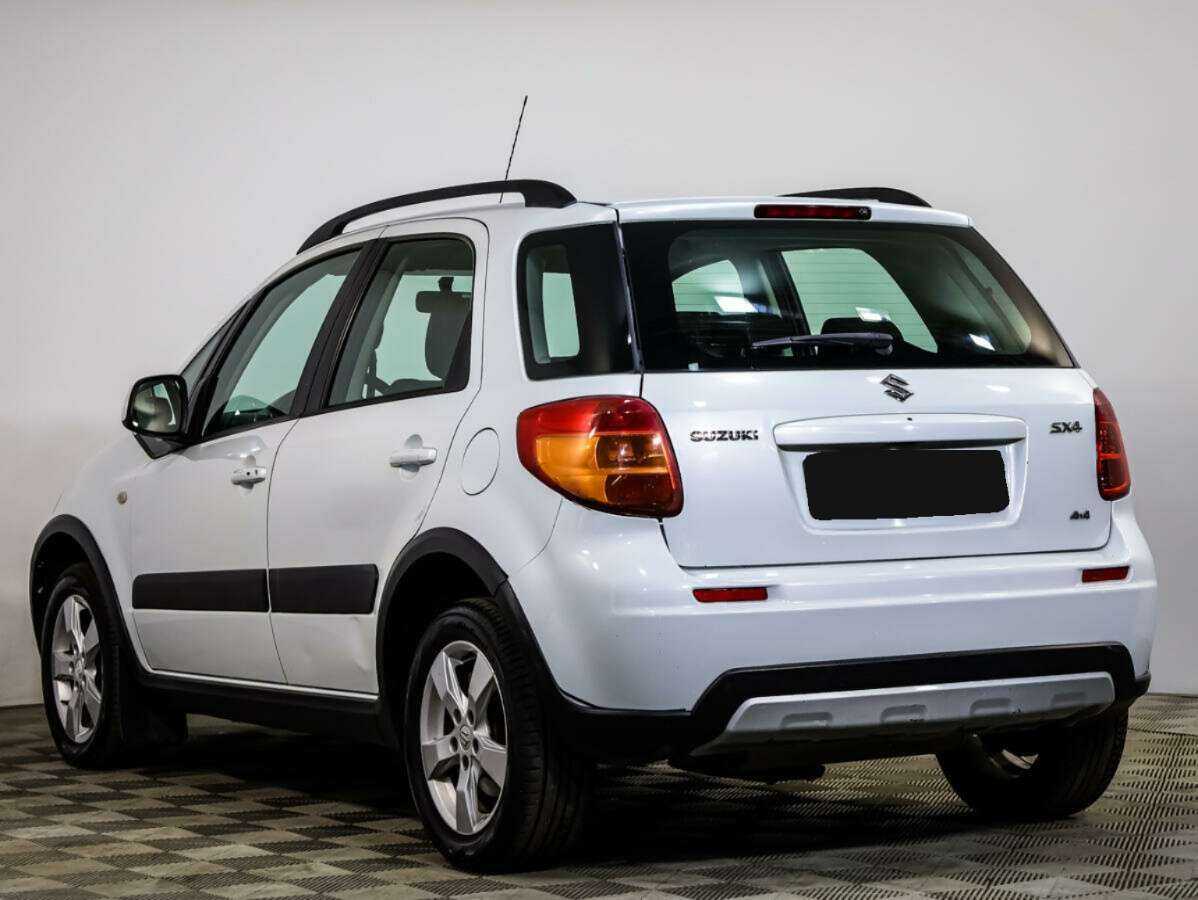 Купить Suzuki SX4 с пробегом. Фото: #4