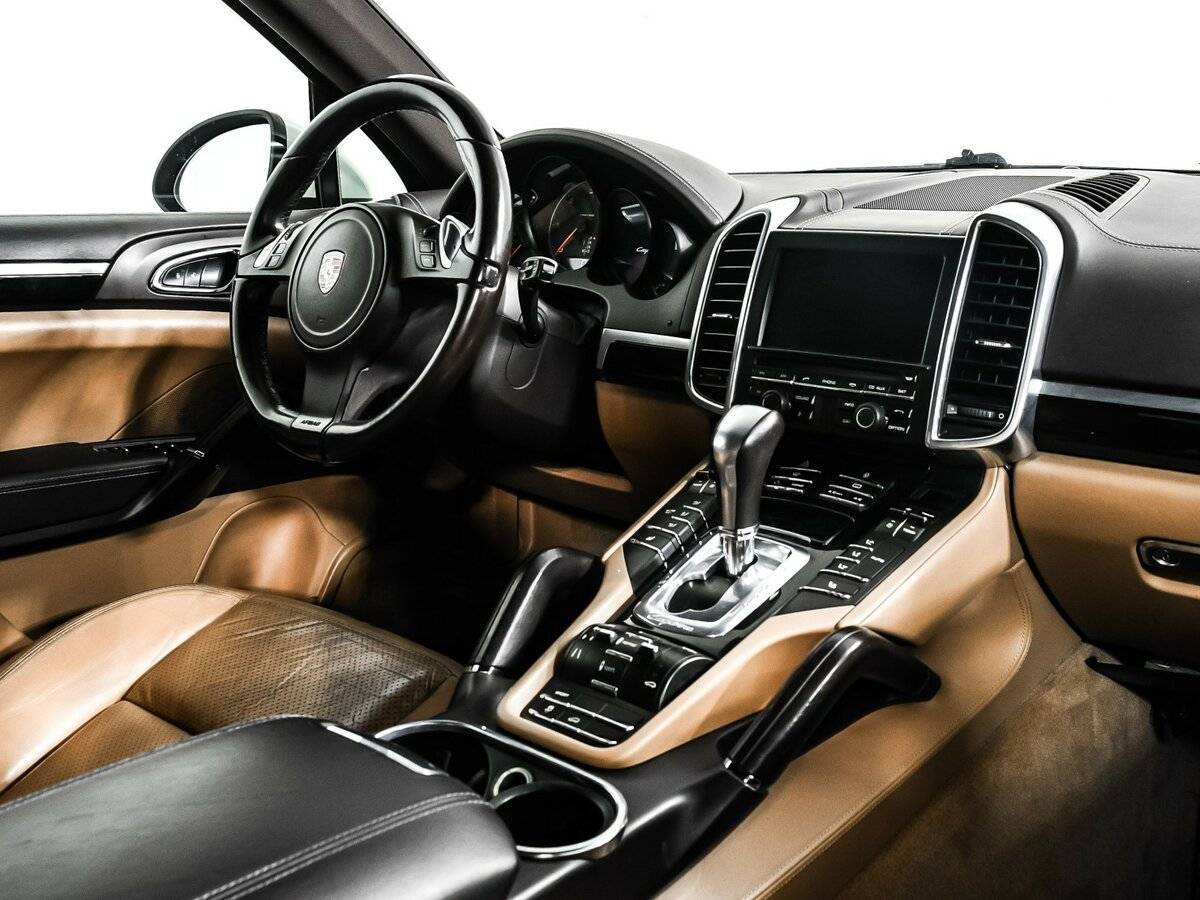 Купить Porsche Cayenne с пробегом. Фото: #8