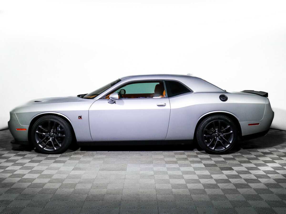 Купить Dodge Challenger с пробегом. Фото: #7