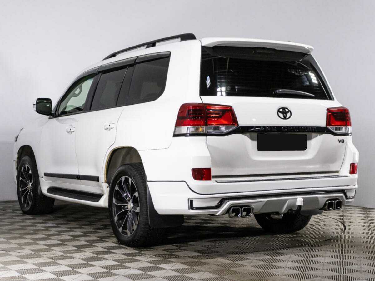 Купить Toyota Land Cruiser с пробегом. Фото: #6
