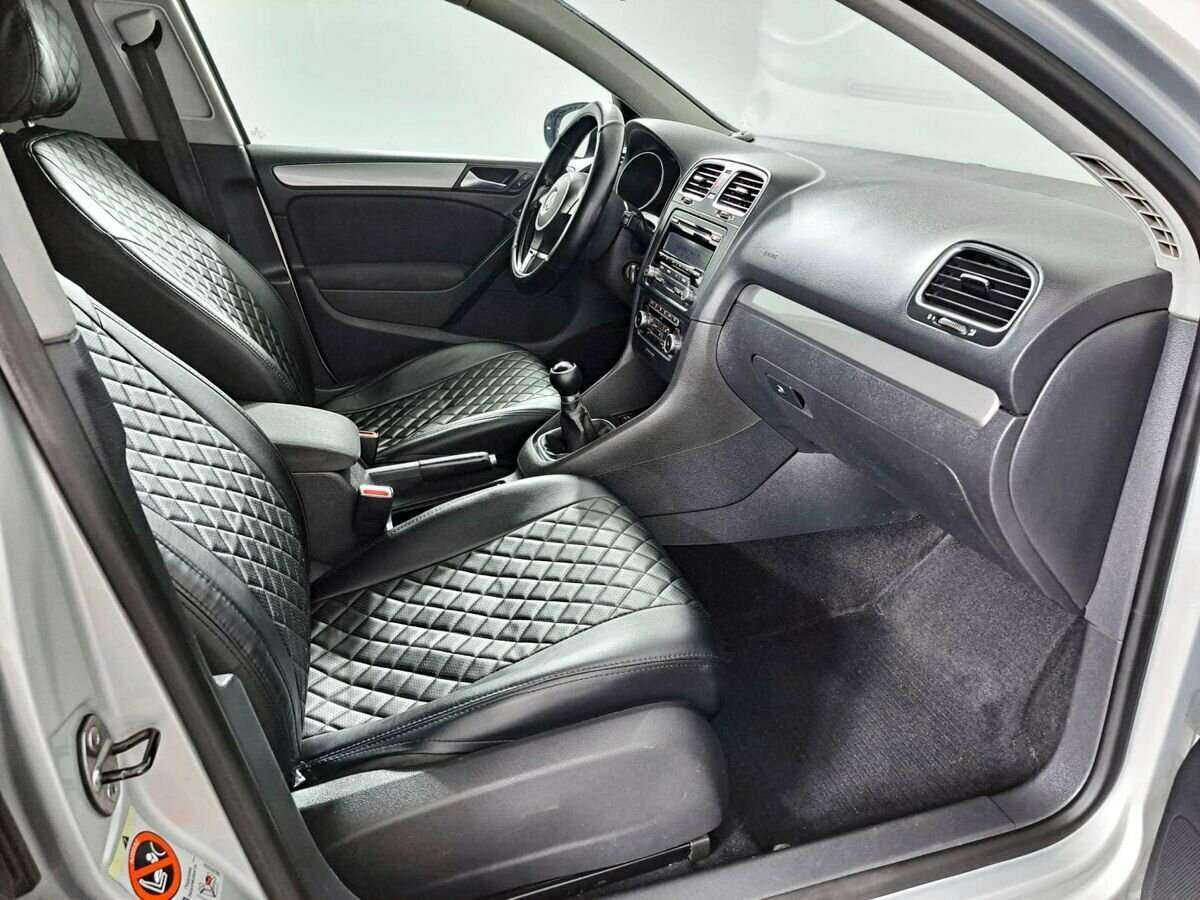 Купить Volkswagen Golf с пробегом. Фото: #10