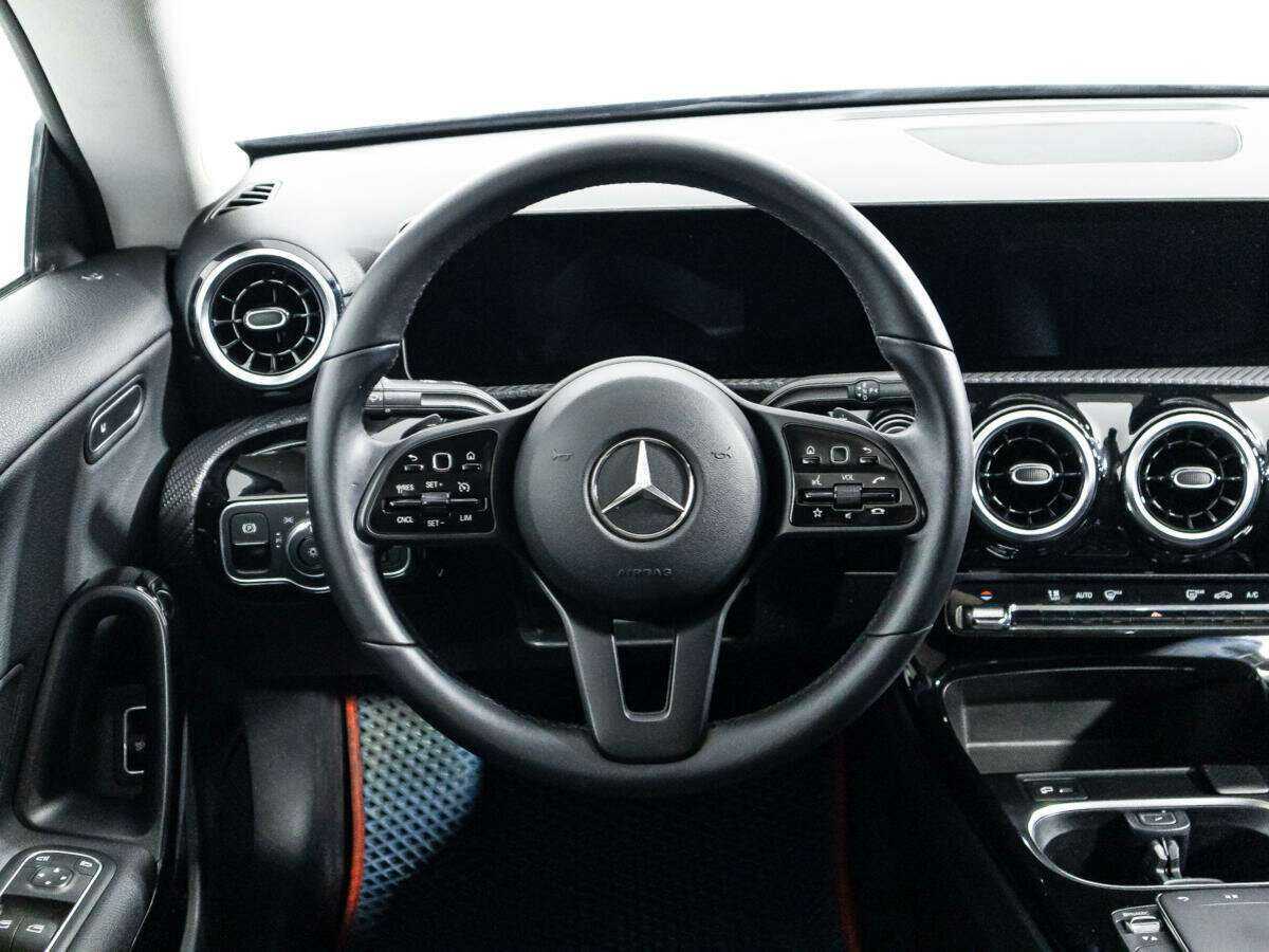 Купить Mercedes-Benz CLA с пробегом. Фото: #18