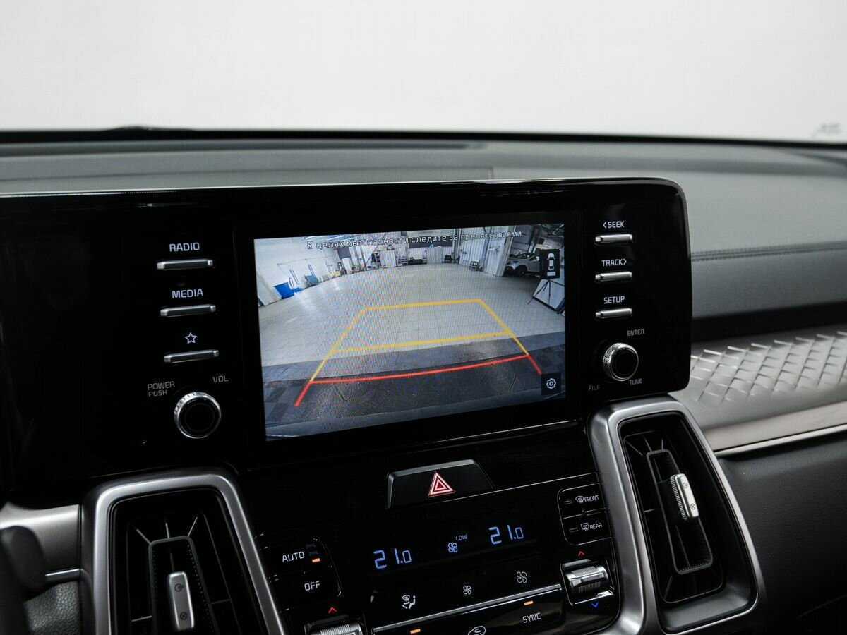 Купить Kia Sorento с пробегом. Фото: #21