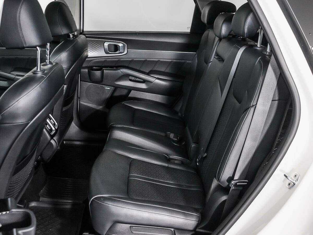 Купить Kia Sorento с пробегом. Фото: #12