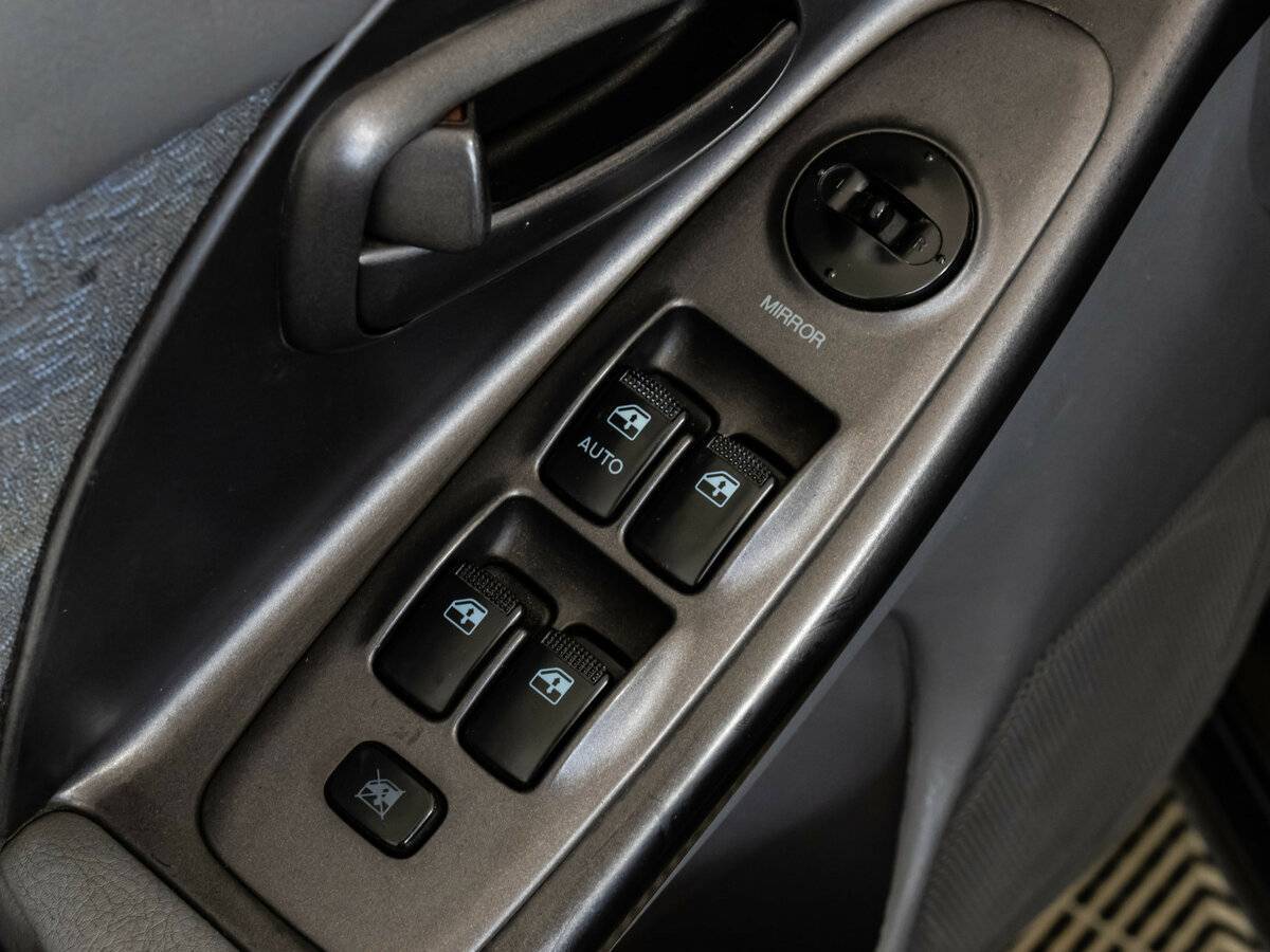 Купить Hyundai Elantra с пробегом. Фото: #15