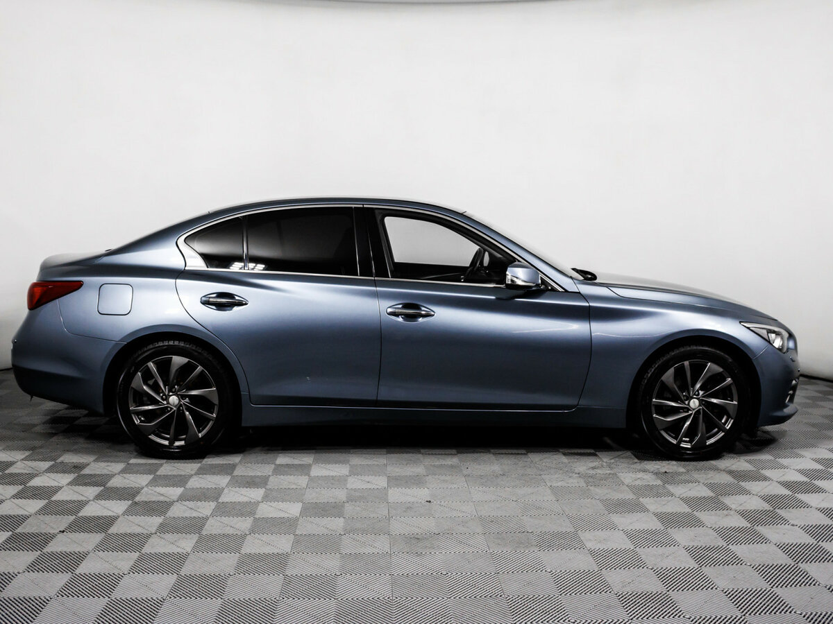 Купить Infiniti Q50 с пробегом. Фото: #3