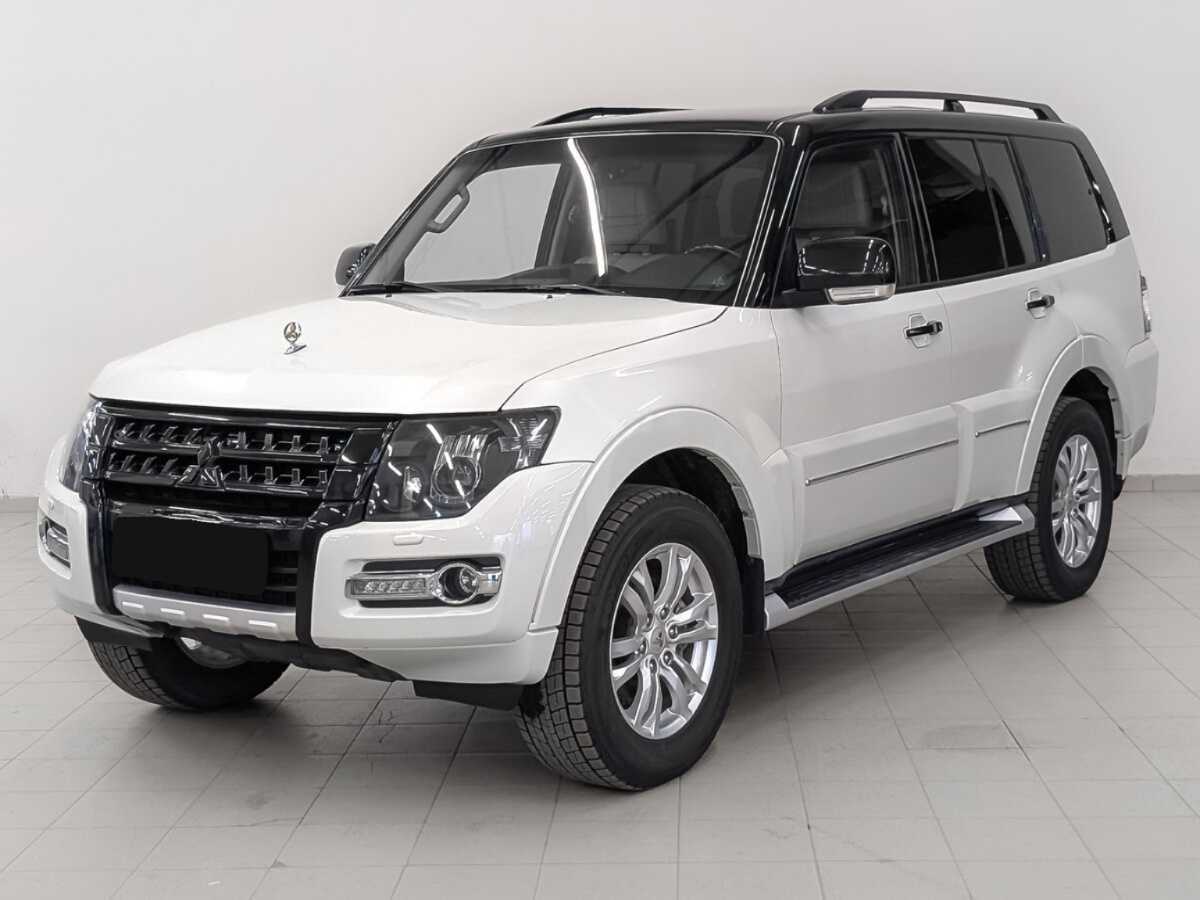 Купить Mitsubishi Pajero с пробегом. Фото: #0