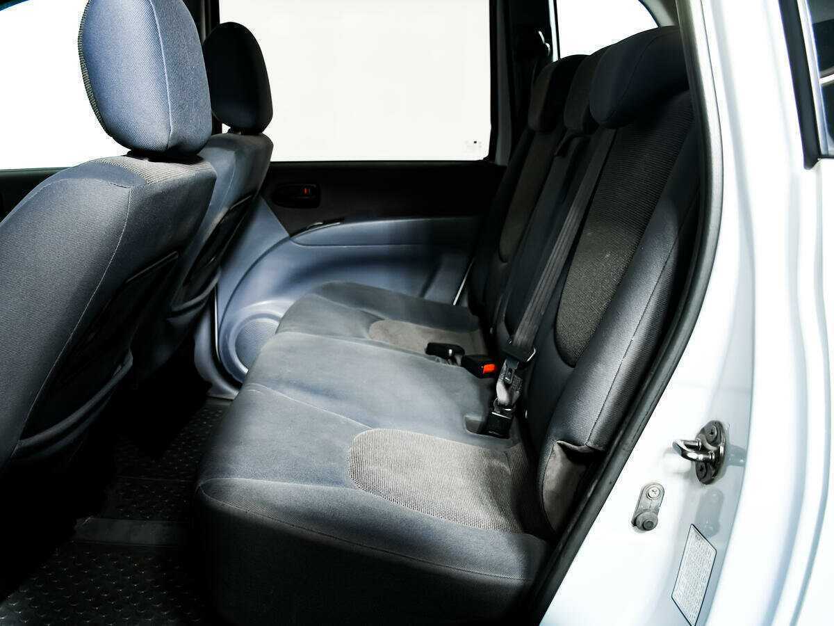 Купить Hyundai Matrix с пробегом. Фото: #8