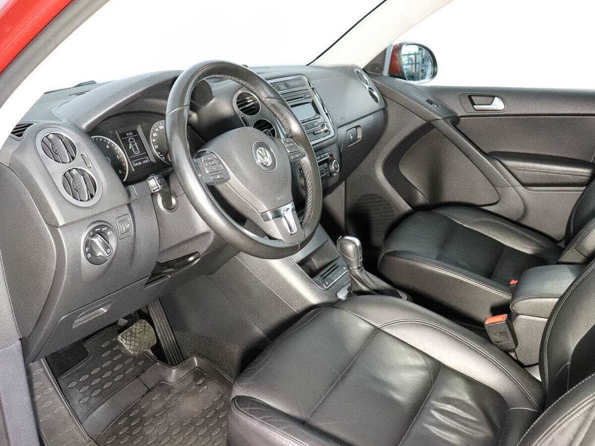 Купить Volkswagen Tiguan с пробегом. Фото: #8