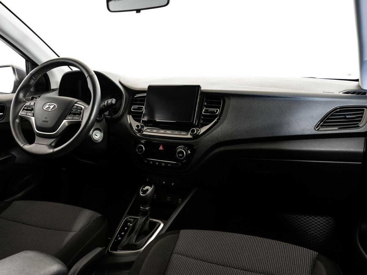 Купить Hyundai Solaris с пробегом. Фото: #6