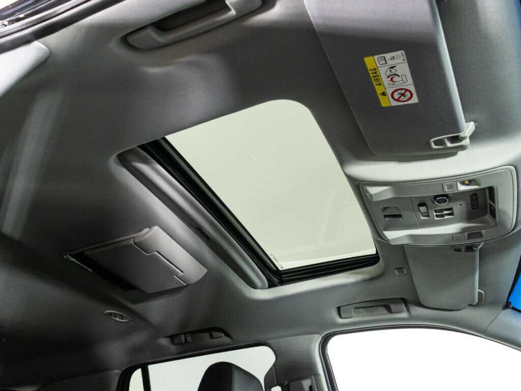 Купить Cadillac Escalade с пробегом. Фото: #29