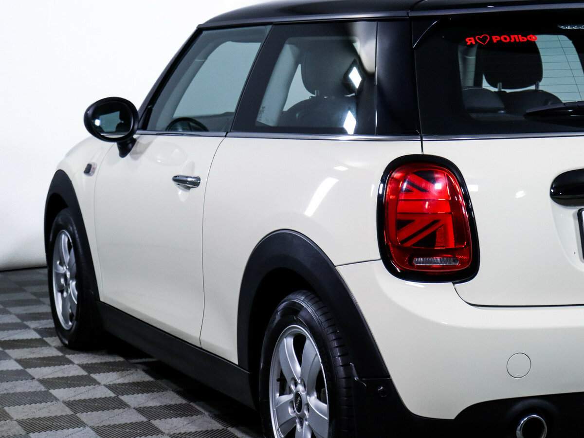Купить Mini Hatch с пробегом. Фото: #19