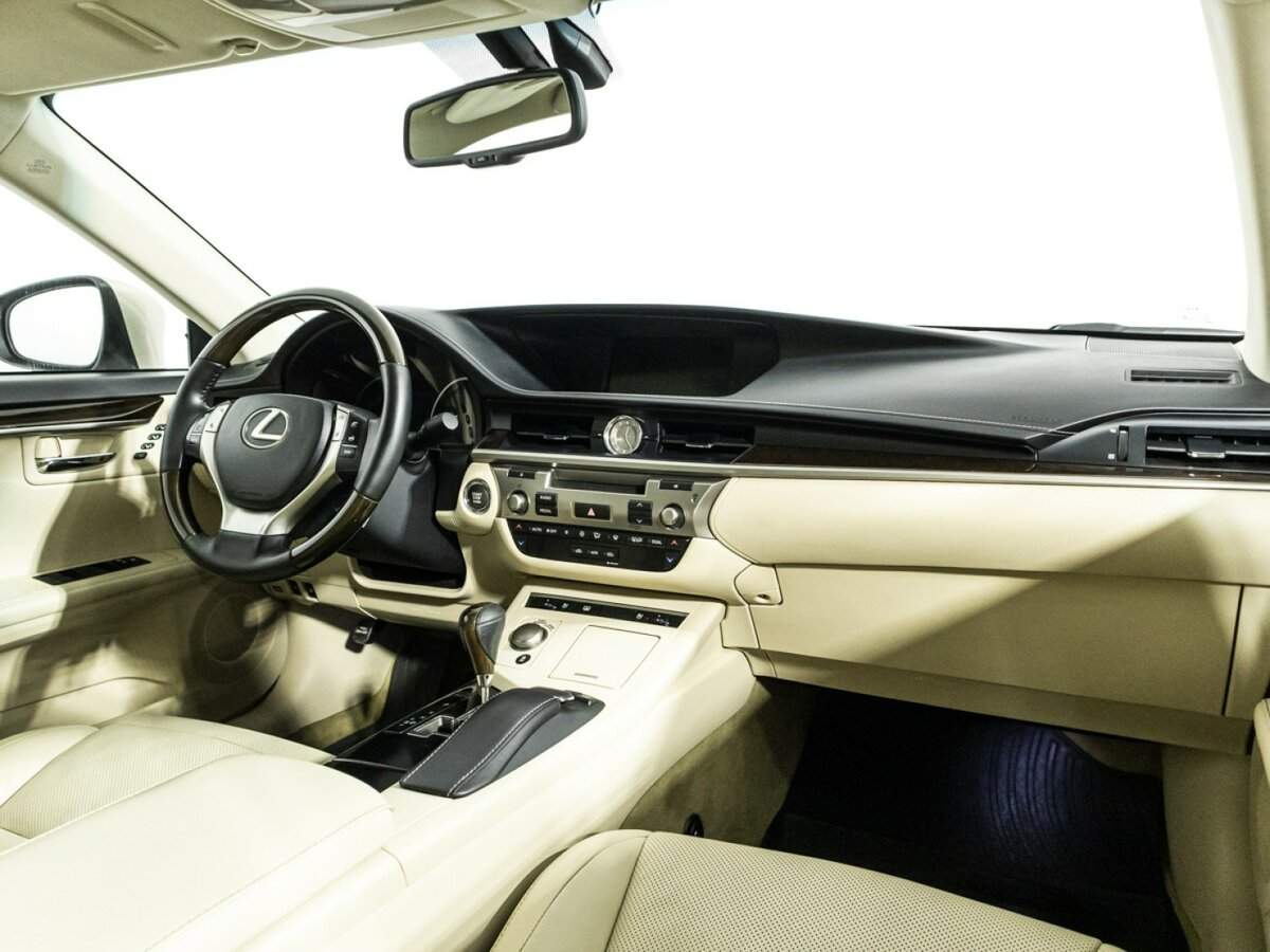 Купить Lexus ES с пробегом. Фото: #8
