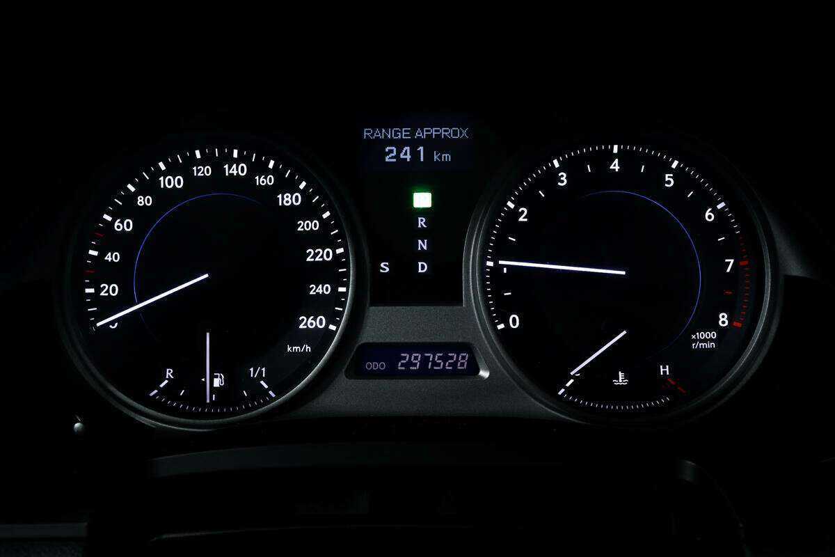 Купить Lexus IS с пробегом. Фото: #9