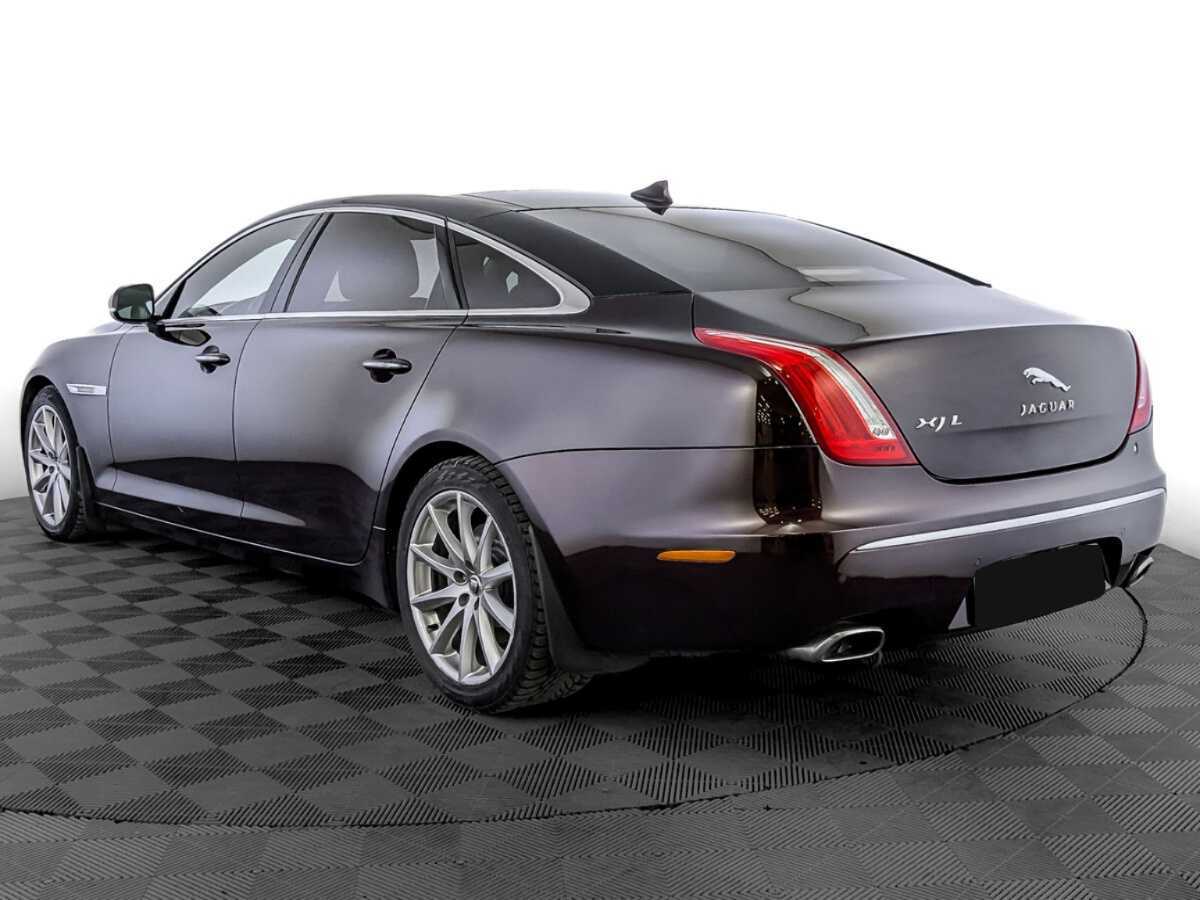 Купить Jaguar XJ с пробегом. Фото: #6