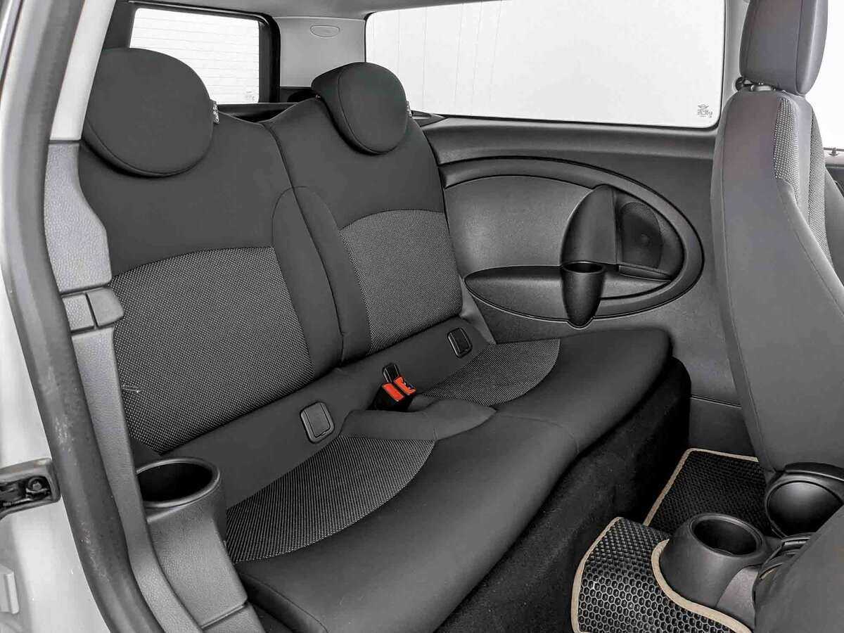 Купить Mini Clubman с пробегом. Фото: #9