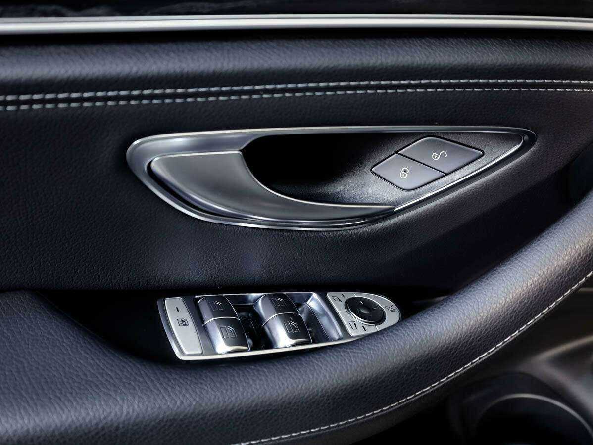 Купить Mercedes-Benz E-Класс с пробегом. Фото: #23