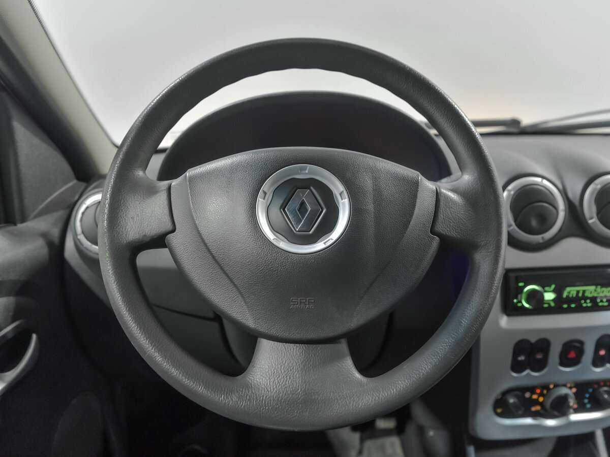 Купить Renault Logan с пробегом. Фото: #7