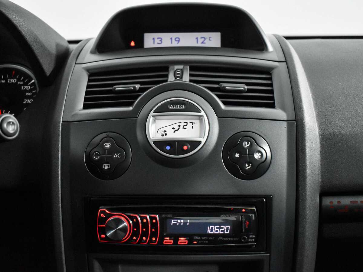 Купить Renault Megane с пробегом. Фото: #15