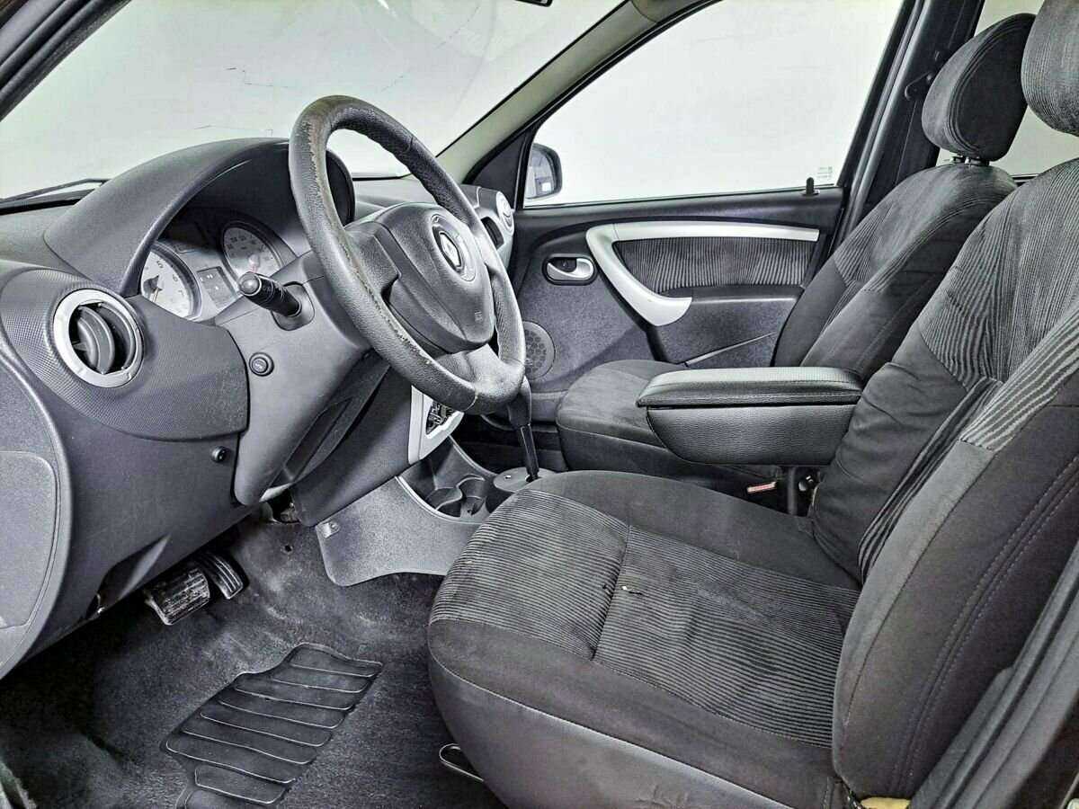 Купить Renault Logan с пробегом. Фото: #13