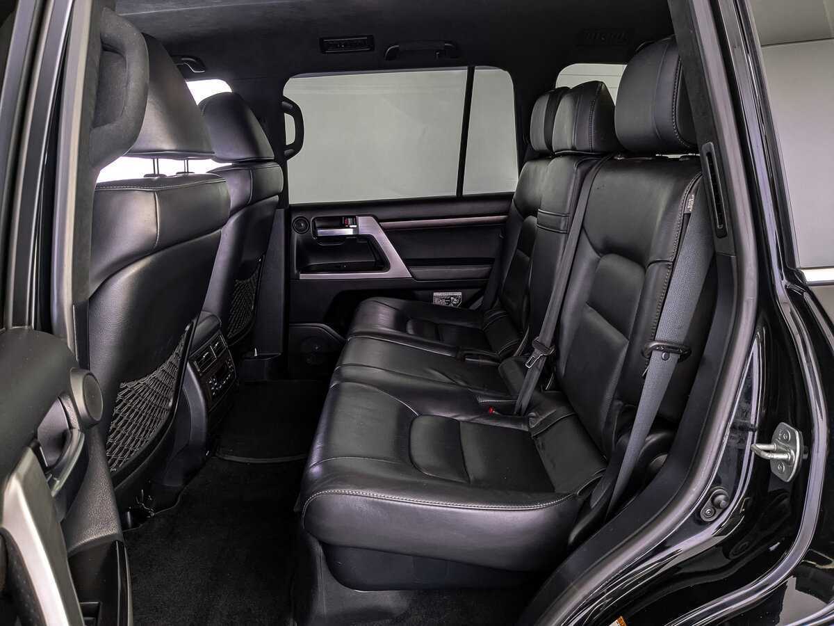Купить Toyota Land Cruiser с пробегом. Фото: #16