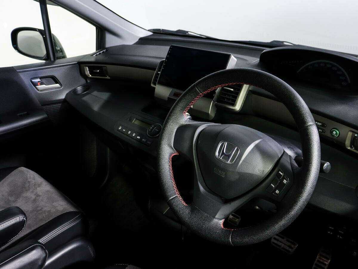 Купить Honda Freed с пробегом. Фото: #11