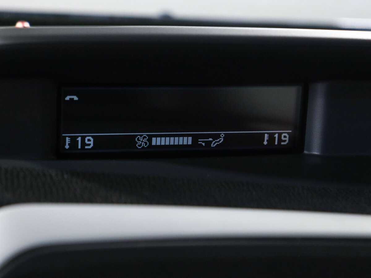 Купить Volvo XC60 с пробегом. Фото: #16