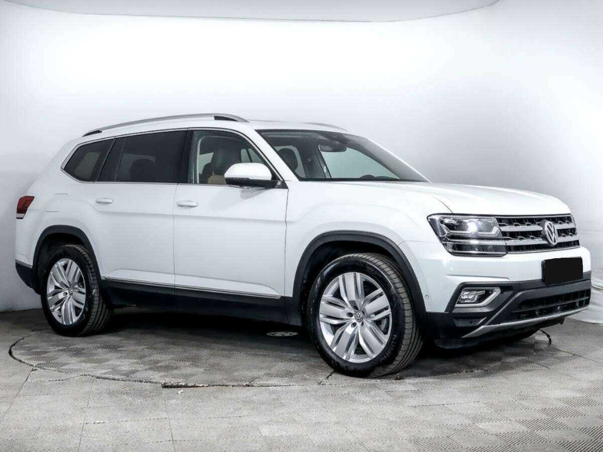 Купить Volkswagen Teramont с пробегом. Фото: #2
